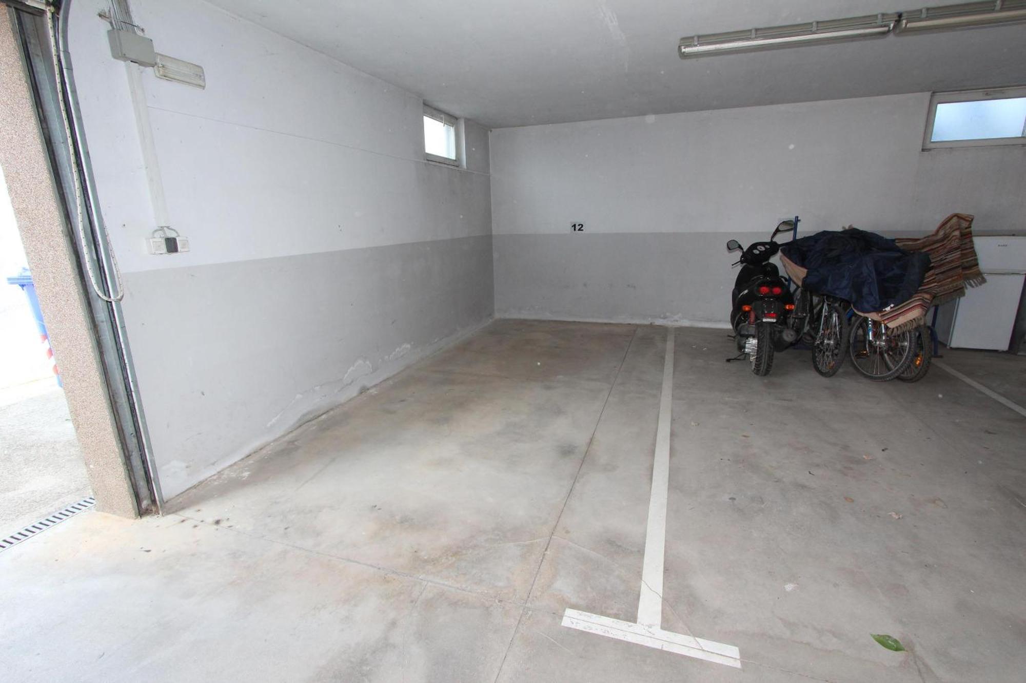 Apartment Adi โรวีน ภายนอก รูปภาพ